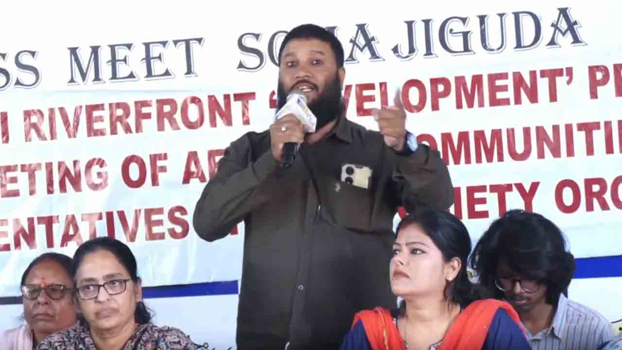 Musi project | మూసీ జోలికొస్తే.. కాంగ్రెస్ నాయకుల ఇండ్లపైకి వెళ్తాం : మూసీ బాధితులు