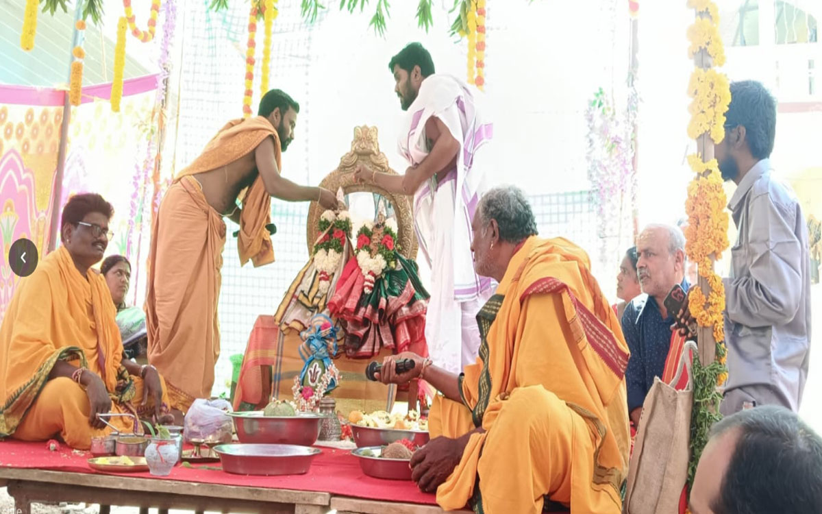 కనుల పండువగా వీరబ్రహ్మేంద్రస్వామి కల్యాణోత్స‌వం