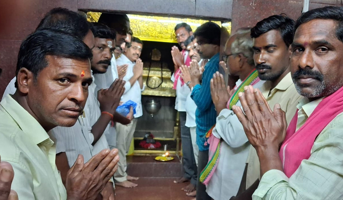 Odela | ఓదెలలో ఘనంగా కేసీఆర్ జన్మదిన వేడుకలు.. ఓదెల మల్లికార్జున స్వామి ఆలయంలో ప్రత్యేక పూజలు