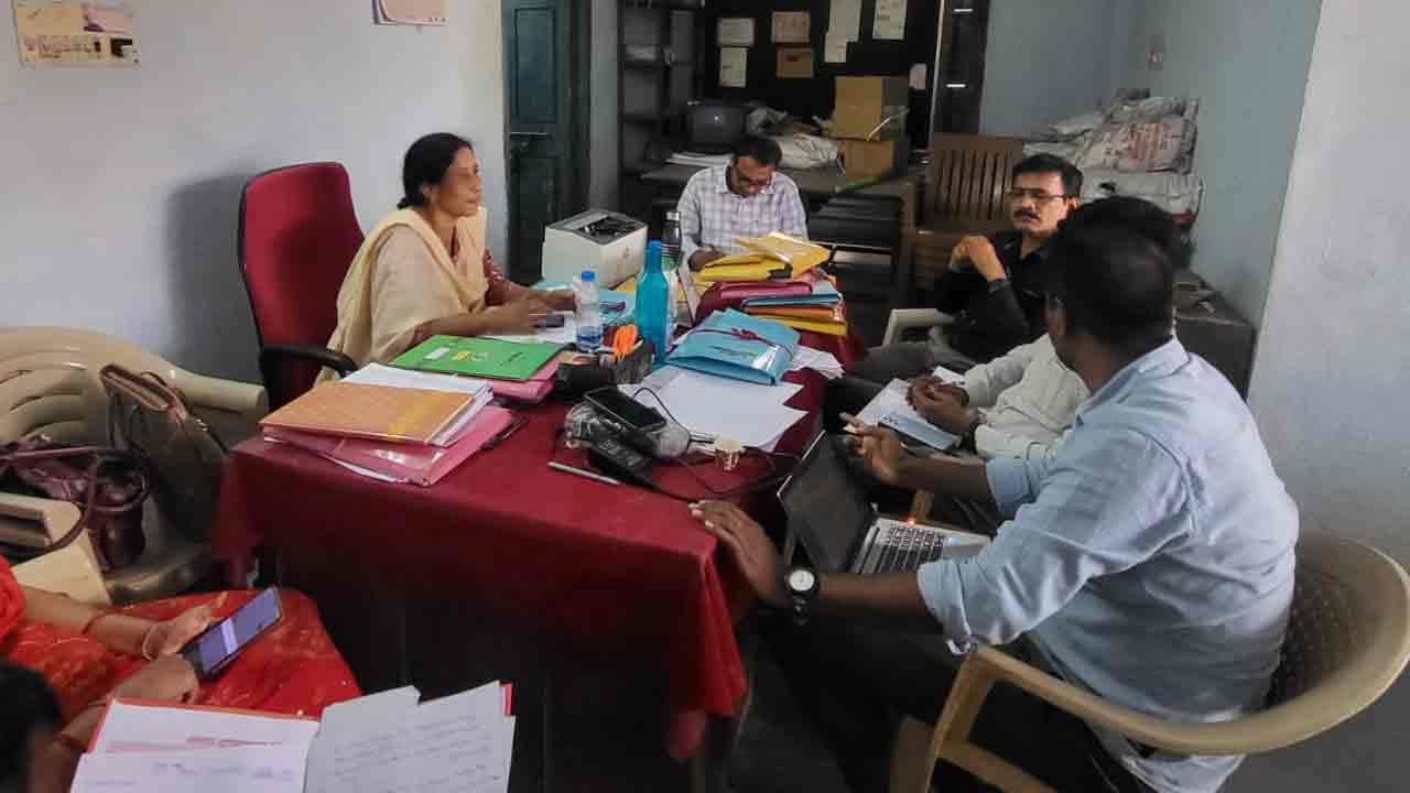 Peddapalli | పెద్దపల్లి మండల వ్యవసాయ అధికారి సస్పెన్షన్