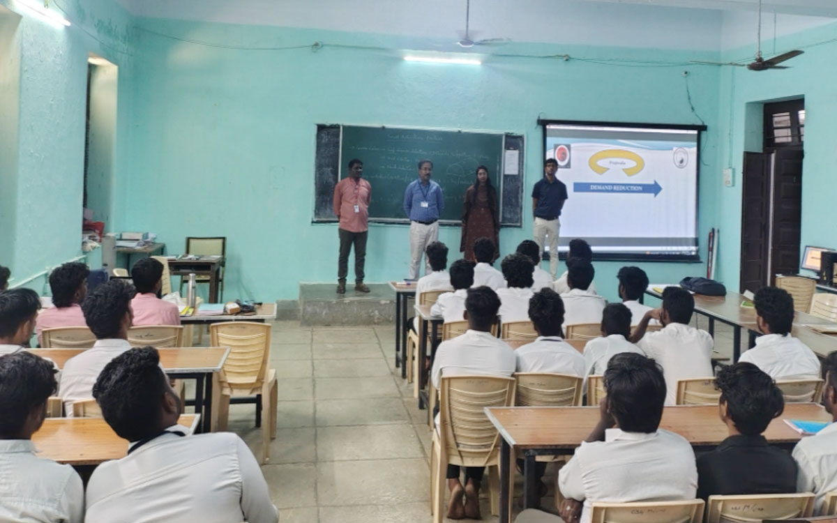 ‘ప్ర‌పంచంలో మూడవ అతిపెద్ద వ్యవస్థీకృత నేరం మాన‌వ అక్ర‌మ ర‌వాణా’