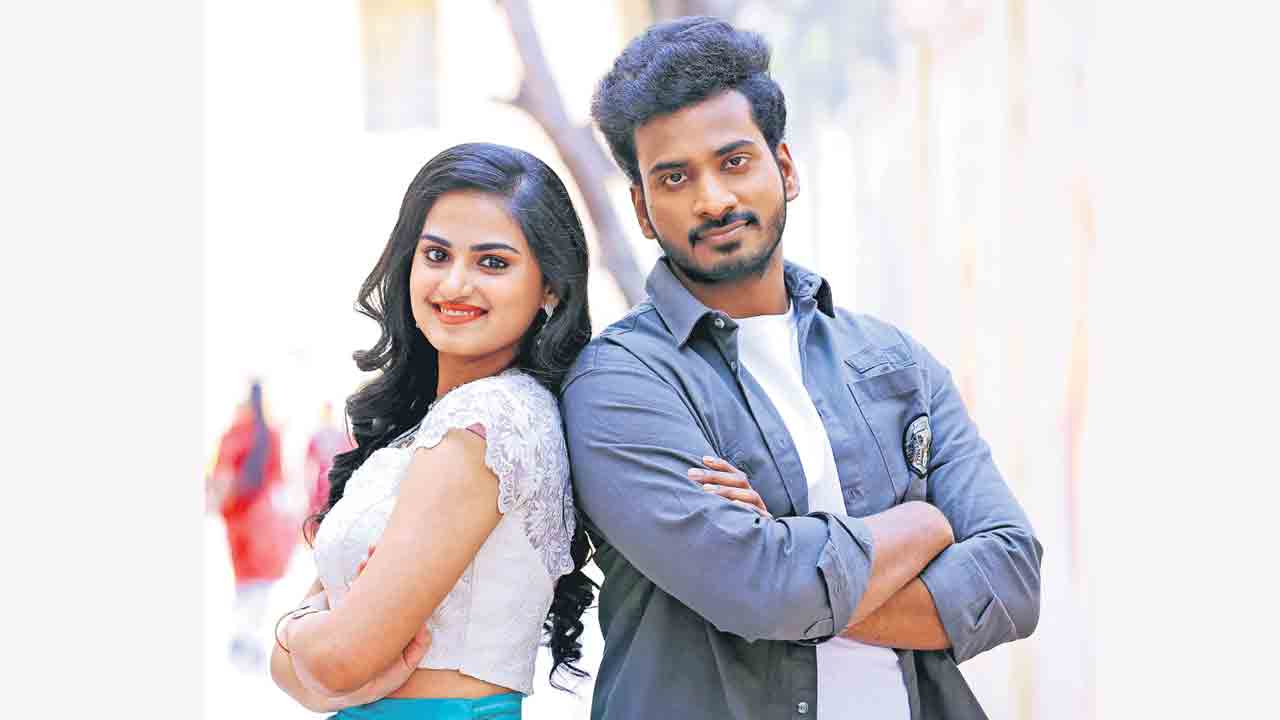 పురుషః స్వరాలు