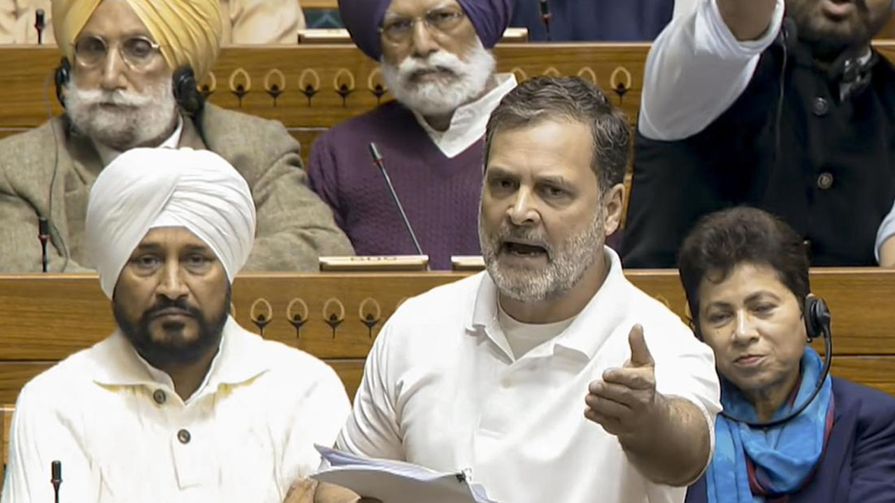 Rahul Gandhi: అమెరికా ఒత్తిడికి మోదీజీ త‌లొగ్గారు: రాహుల్ గాంధీ