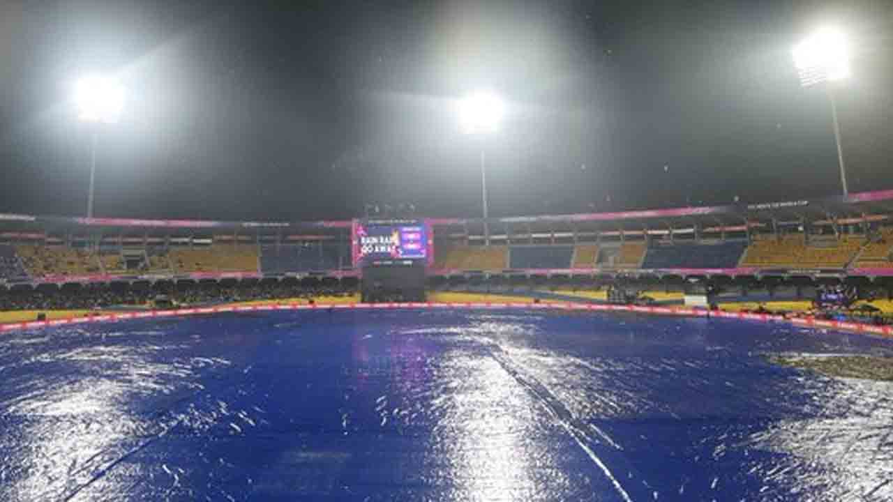 NZ vs PAK | పాక్, కివీస్ మ్యాచ్‌కు వర్షం అంతరాయం.. తొలి బంతి మరింత ఆలస్యం..!