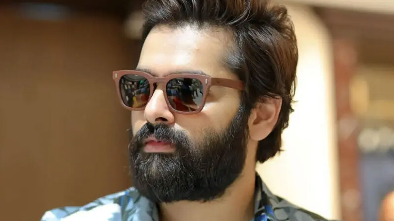 Ram Pothineni | వరుస ఫ్లాపులతో రామ్ పోతినేని సంక్షోభం.. స్వయంగా కథ రాయాలని డిసైడ్ అయ్యాడా..!