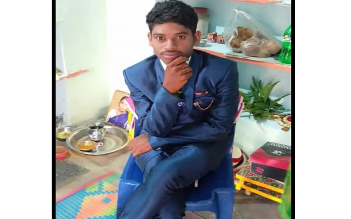 రోడ్డు ప్రమాదంలో వ్య‌క్తి మృతి