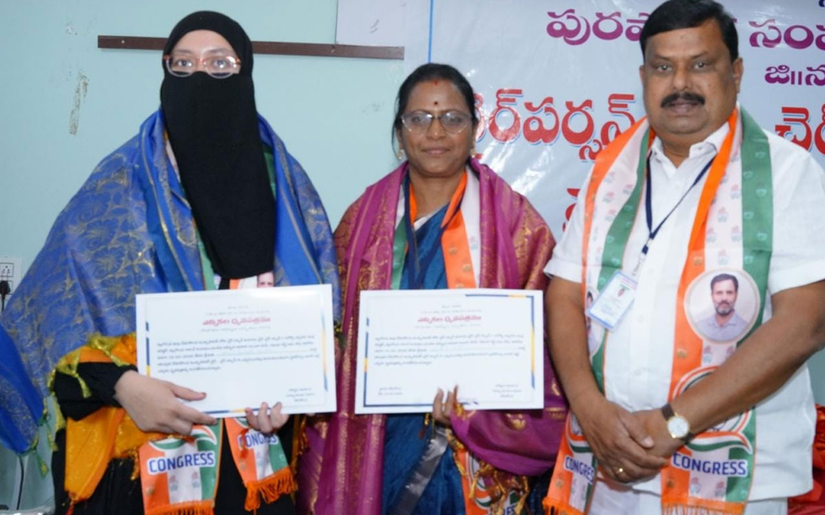 దేవరకొండ మున్సిప‌ల్ చైర్‌ప‌ర్స‌న్‌గా పున్న సైల‌జ