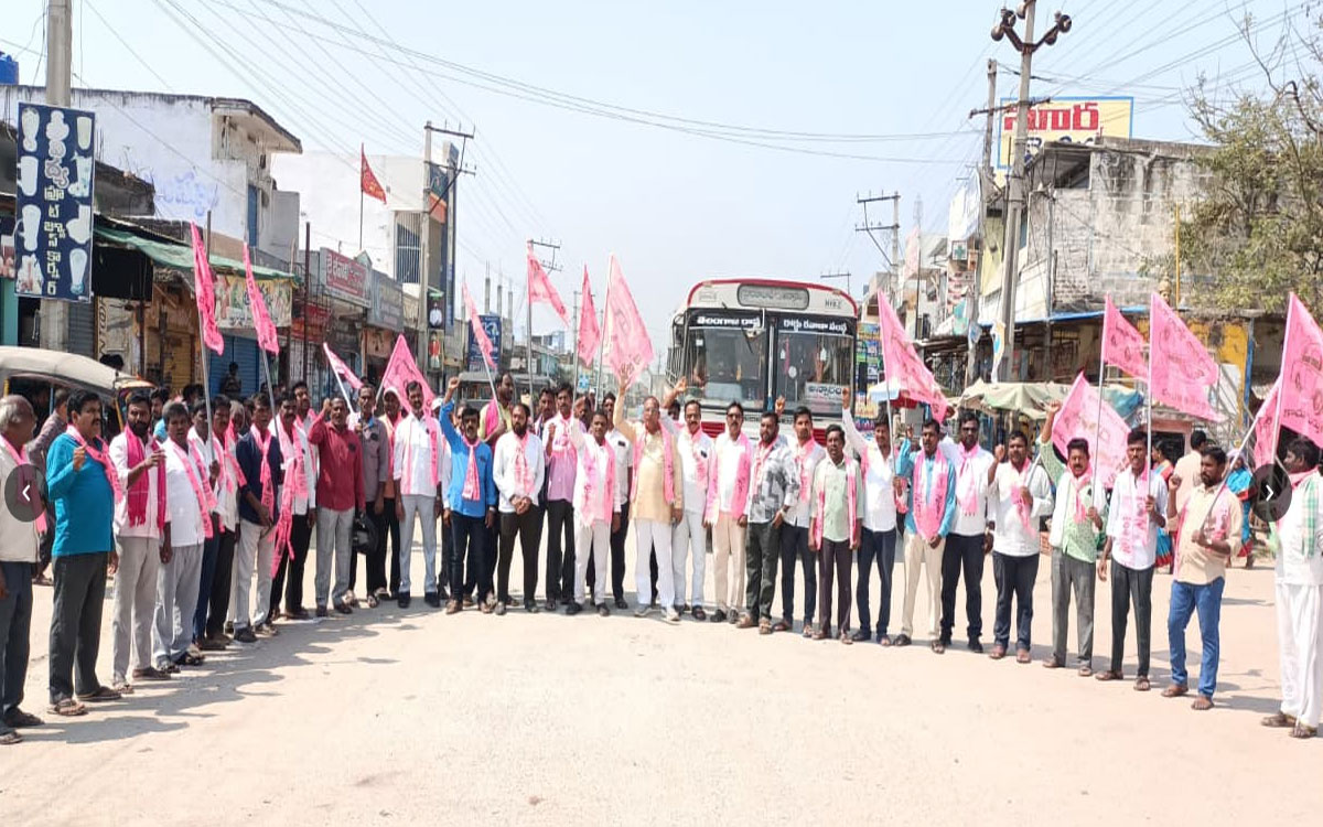 ‘రైతు భరోసా నిధులు వెంటనే విడుదల చేయాలి’