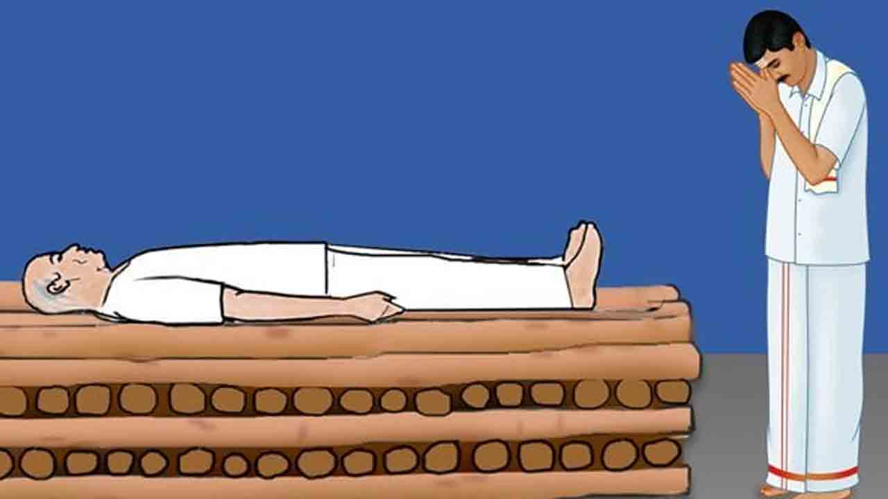 దైవం నీడలో..