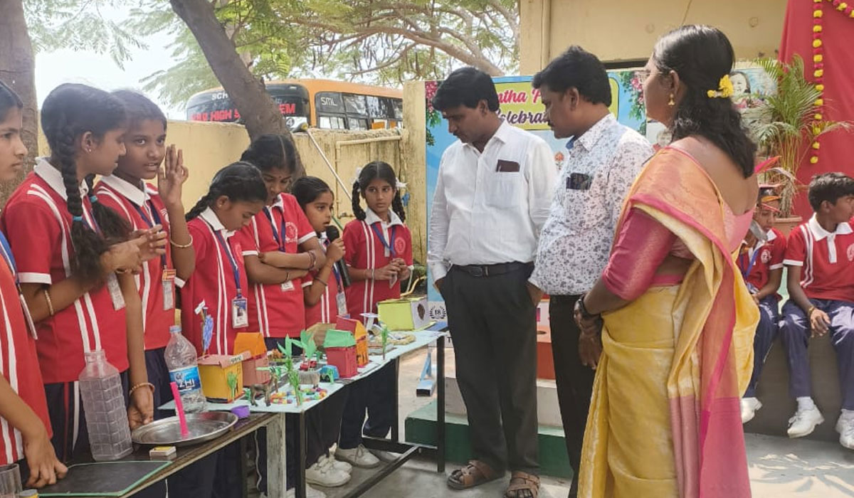 Timmapur | తిమ్మాపూర్‌ ఎస్ఎస్ఆర్ లో సైన్స్ ఫెయిర్