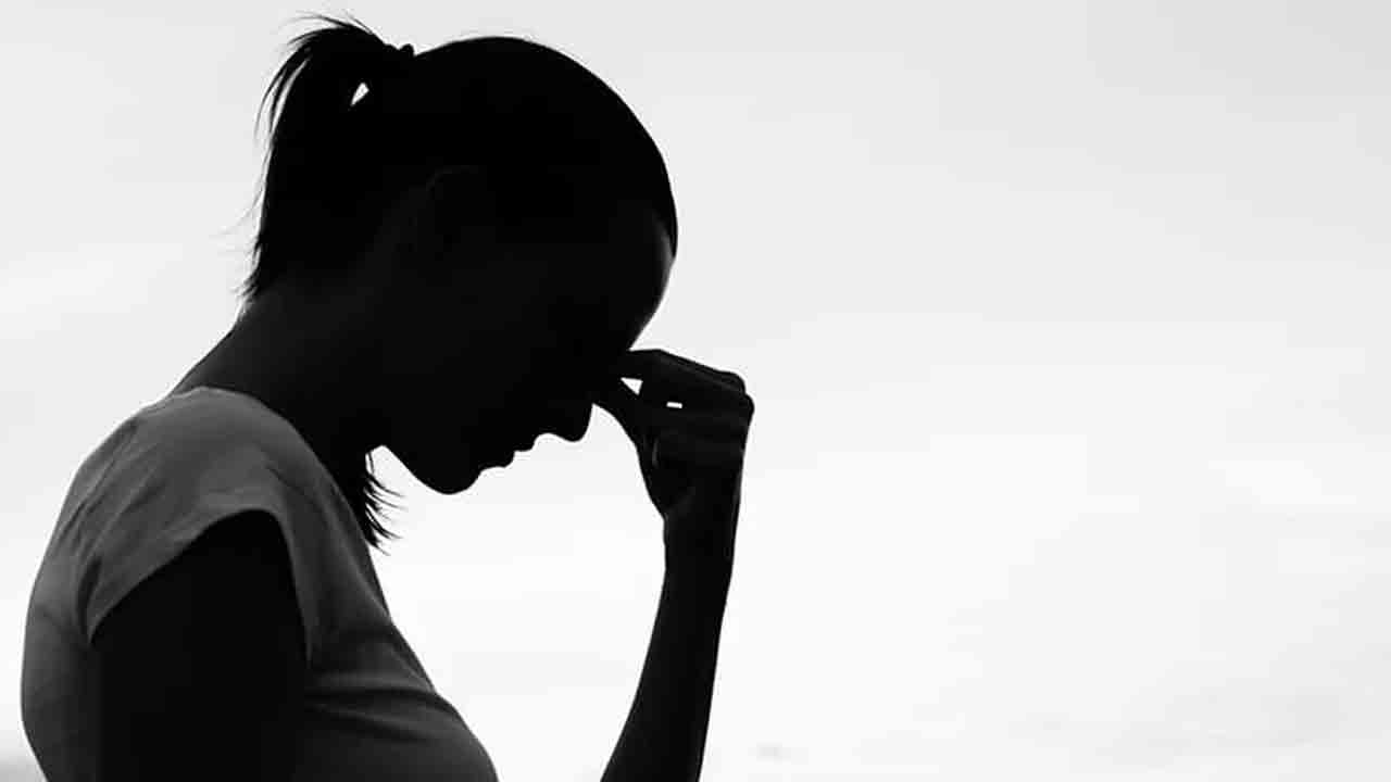 Hyderabad | కాలేజీ బిల్డింగ్‌పై నుంచి దూకి ఇంటర్ విద్యార్థిని ఆత్మహత్యాయత్నం.. పరిస్థితి విషమం