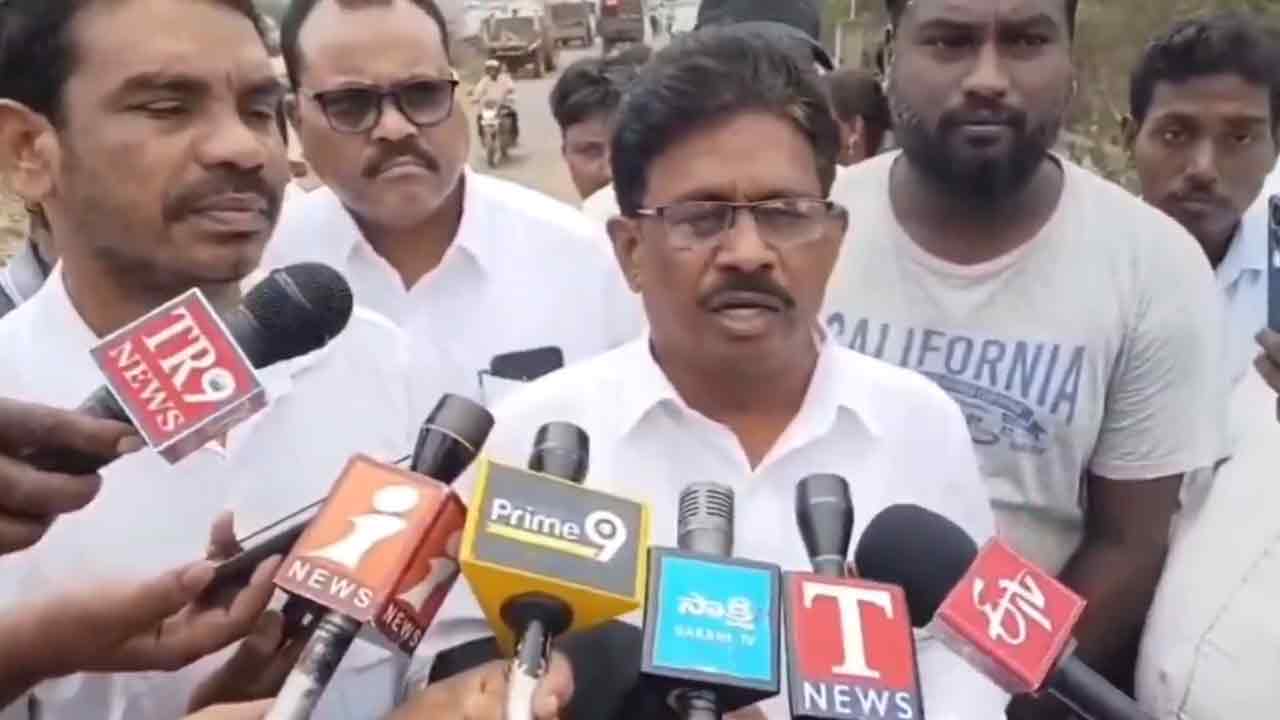 Khammam | కాంట్రాక్టర్ల ప్రయోజనం కోసమే కాంగ్రెస్ ప్రభుత్వం.. 2,000 మంది పేదల ఇండ్లను కూల్చివేస్తున్నది