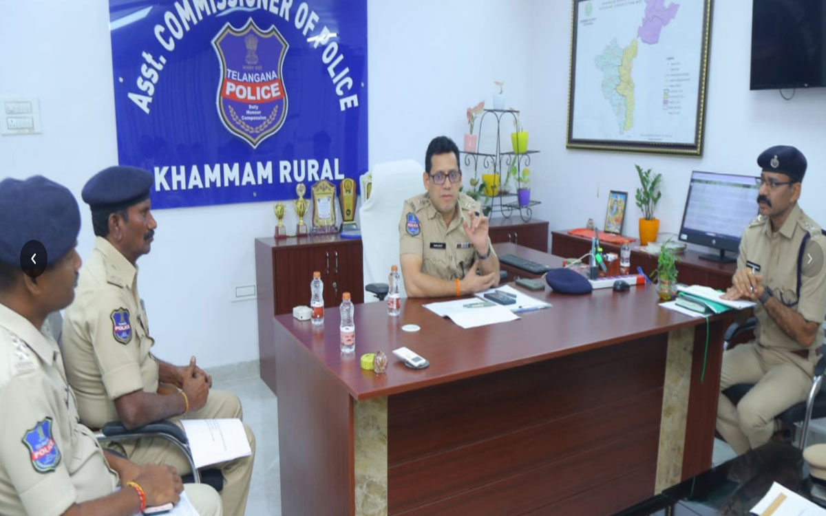 స్వేచ్ఛాయుత ఎన్నికలే లక్ష్యంగా పనిచేయాలి : సీపీ సునీల్ ద‌త్‌