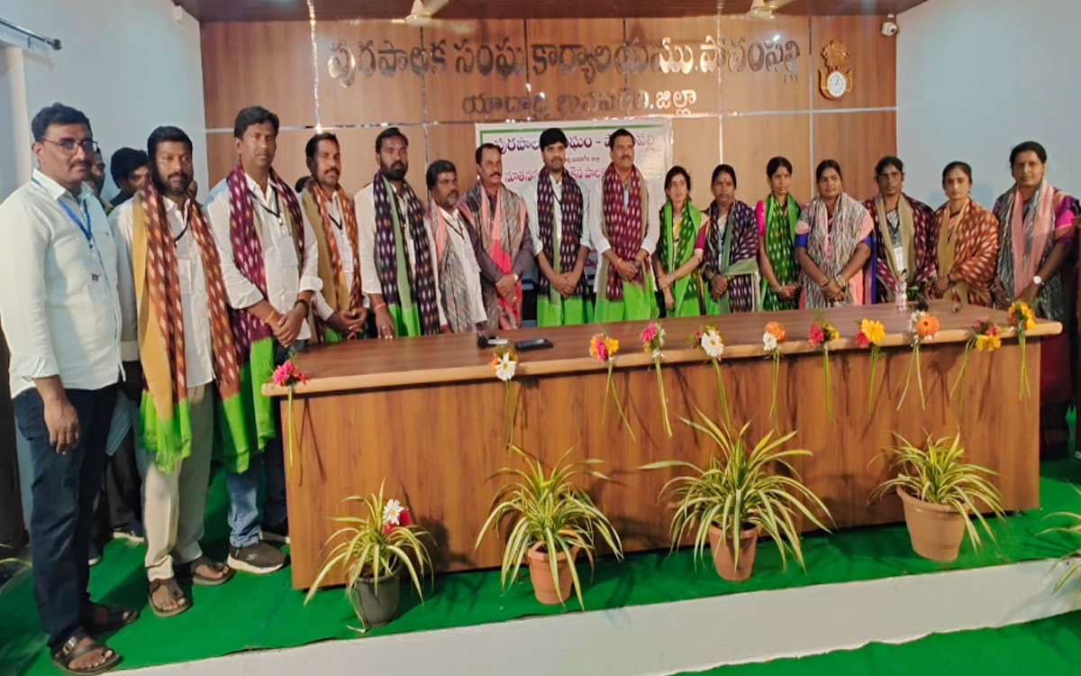 భూదాన్ పోచంప‌ల్లి మున్సిప‌ల్ చైర్మన్‌గా తడక వెంకటేశ్వర్లు