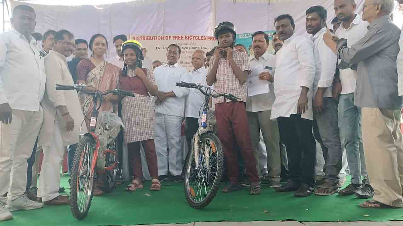 Dharmasagar | ప్రభుత్వ పాఠశాలల్లోనే నాణ్యమైన విద్య : మాజీ మంత్రి విజయరామరావు