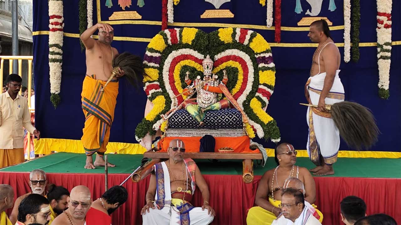 Yadagirigutta | మురళీకృష్ణుడి అవతారంలో లక్ష్మీ నరసింహుడు..వైభవంగా కొనసాగుతున్న యాదాద్రి బ్రహ్మోత్సవాలు