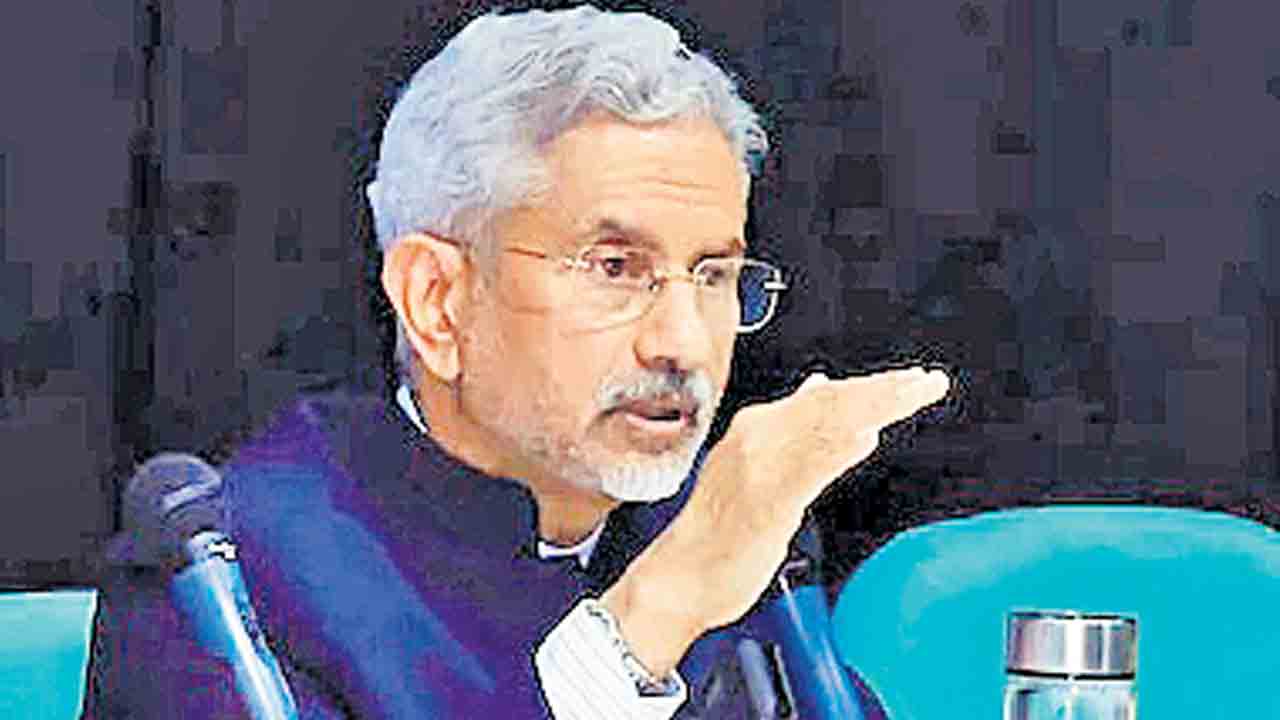 ఏ దేశ అనుమతిపై భారత్‌ ఆధారపడలేదు