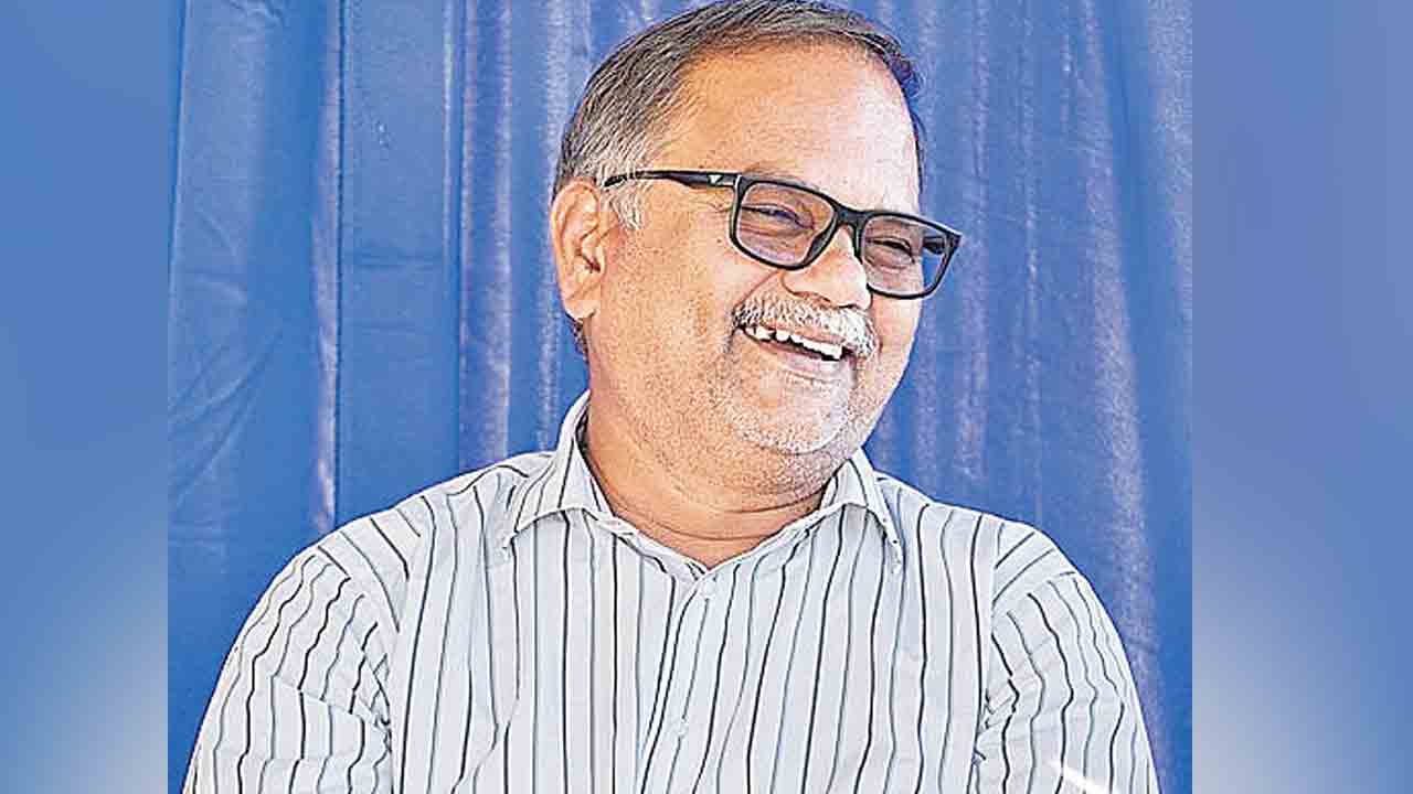 దర్శకుల సంఘం అధ్యక్షుడిగా వీఎన్‌ ఆదిత్య