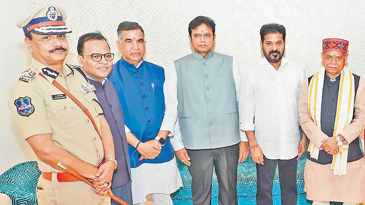 కొత్త గవర్నర్‌ ప్రమాణం నేడు