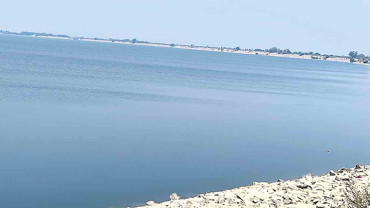 దేవాదుల ఆయకట్టు ఆగం.. సాగునీటి నిర్వహణలో సర్కార్‌ వైఫల్యం