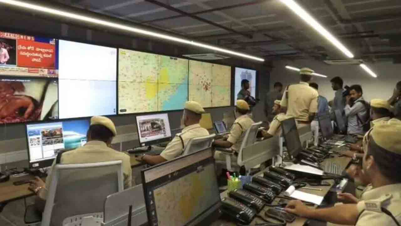 ఢిల్లీ తెలంగాణ భవన్‌లో కంట్రోల్‌ రూమ్‌