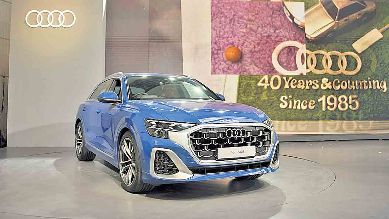 ఆడీ క్యూ8 మాడల్‌.. ప్రారంభ ధర రూ.1.77 కోట్లు