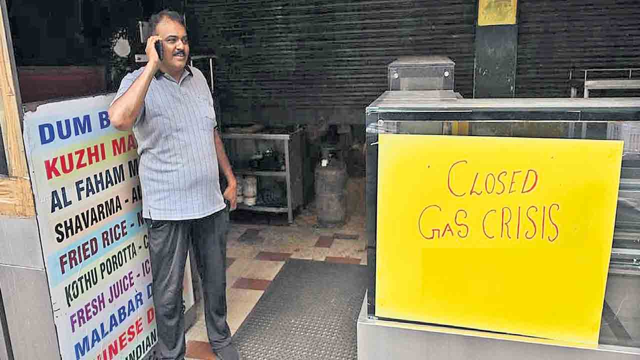 ఎల్పీజీ సంక్షోభంపై 23న కేరళ సమ్మె