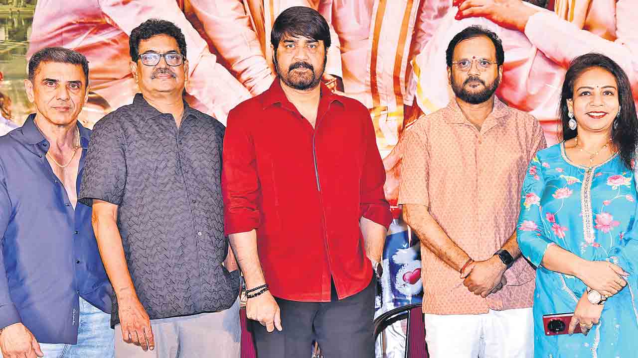 ప్రతి ఇంట్లో జరిగే కథ