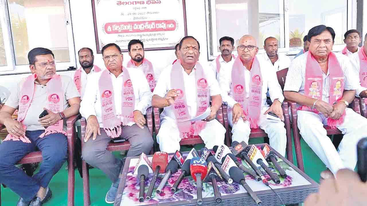 బడ్జెట్‌లో అన్ని వర్గాలకు మోసం.. స్కీంలకు గండి.. స్కాంలకు ప్రోత్సాహం