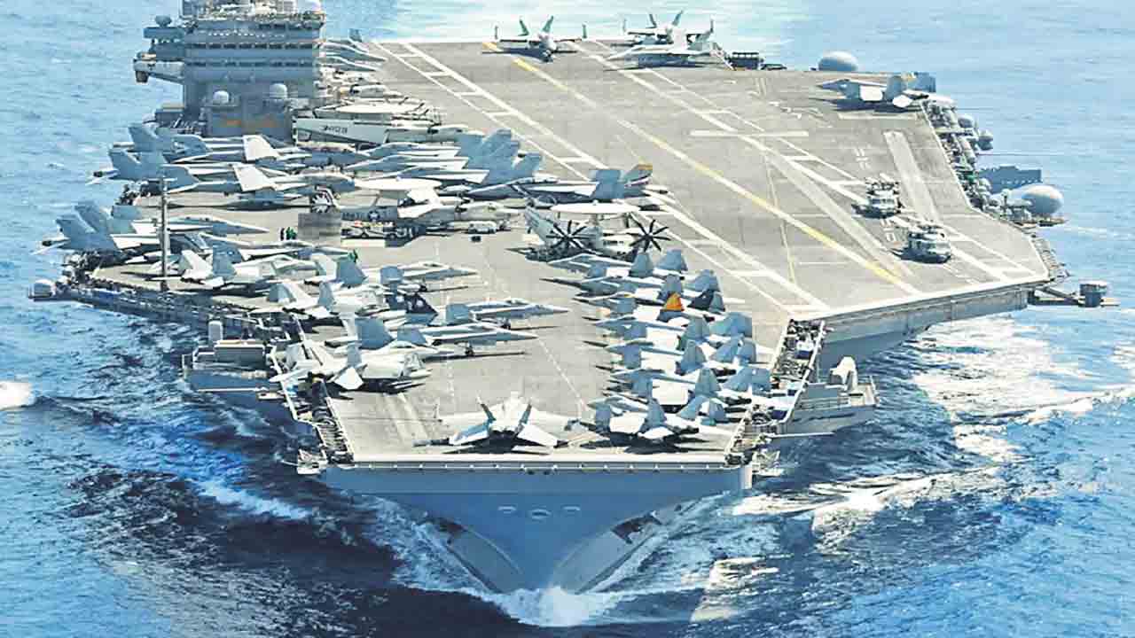 యూఎస్‌ఎస్‌ అబ్రహం లింకన్‌పై దాడి.. అమెరికా విమాన వాహక నౌకపై ఇరాన్‌ భారీ క్షిపణి దాడులు