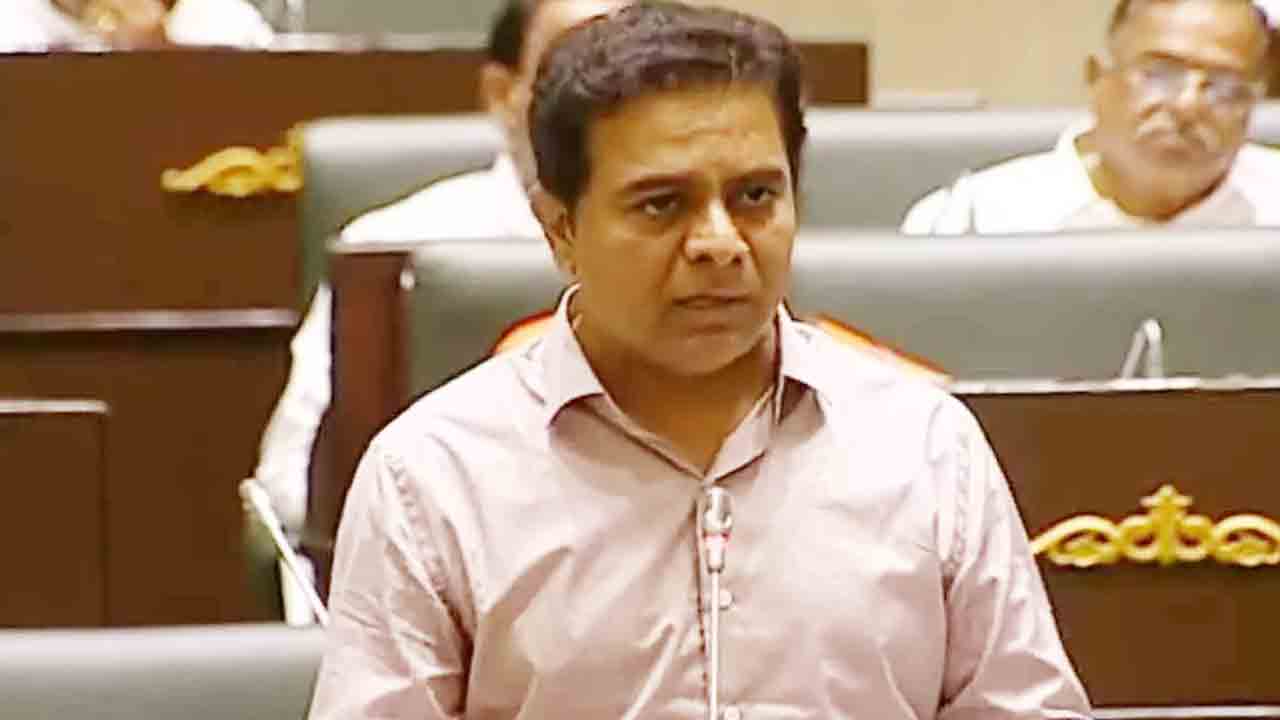 శాసనసభ గ్యాలరీలో కేటీఆర్‌