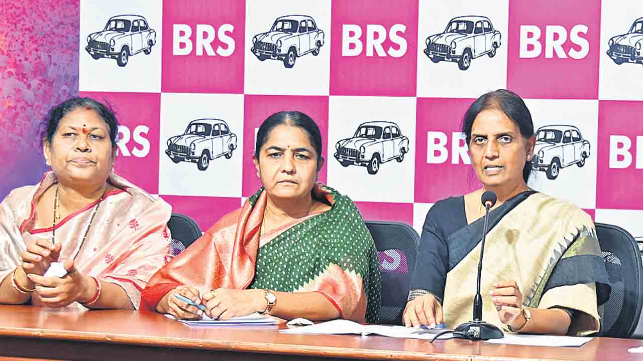 సభలో ప్రశ్నిస్తే సీఎం టార్గెట్‌.. బీఆర్‌ఎస్‌ సభ్యులకు మైక్‌ ఇవ్వరెందుకు?