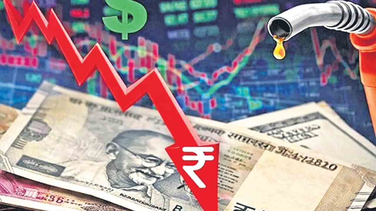 గిర గిరగిర గింగిరాగిరే.. పాతాళంలోకి రూపాయి