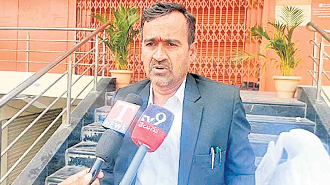 మరో ముగ్గురు బీఆర్‌ఎస్‌ నాయకుల రిమాండ్‌