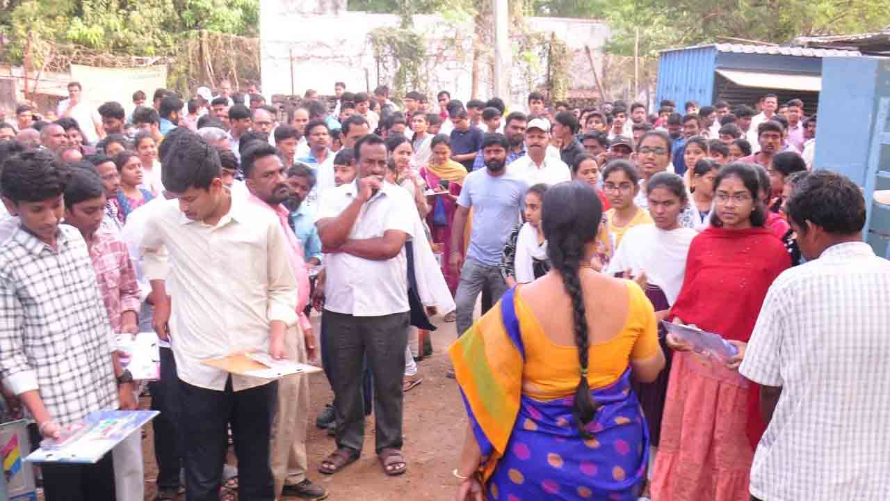 పది పరీక్షలు షురూ..