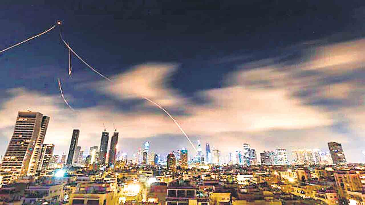 గల్ఫ్‌ దేశాలపై దాడులు ఉధృతం