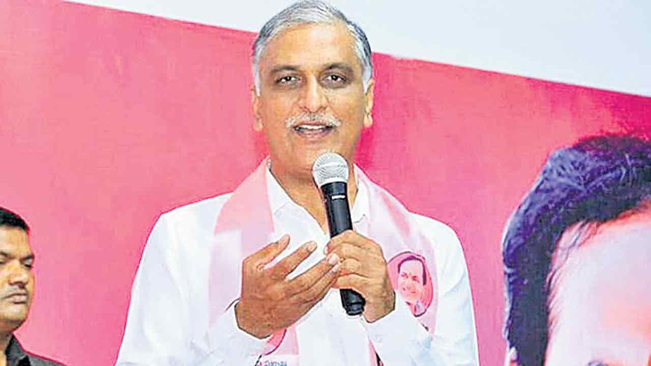 సీఎం వ్యాఖ్యలతో రాష్ర్టానికి నష్టం