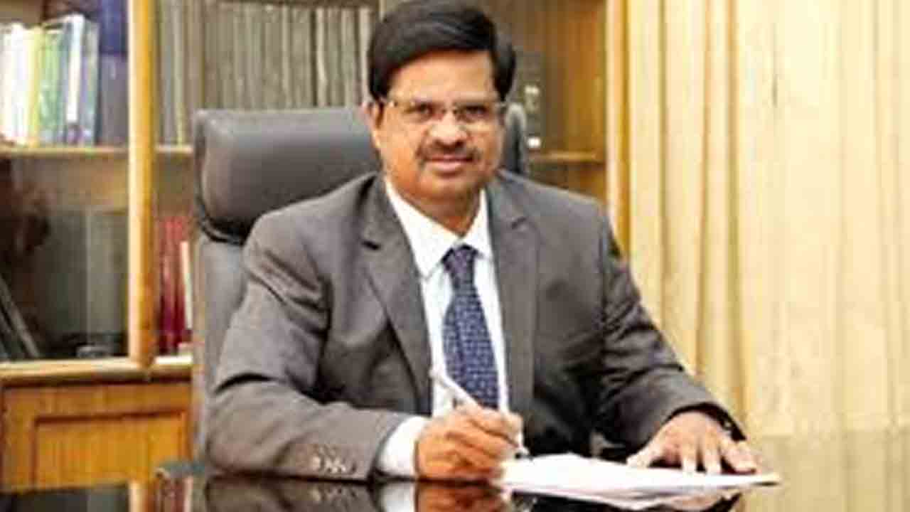 డిగ్రీ క్రెడిట్స్‌కు కోత!