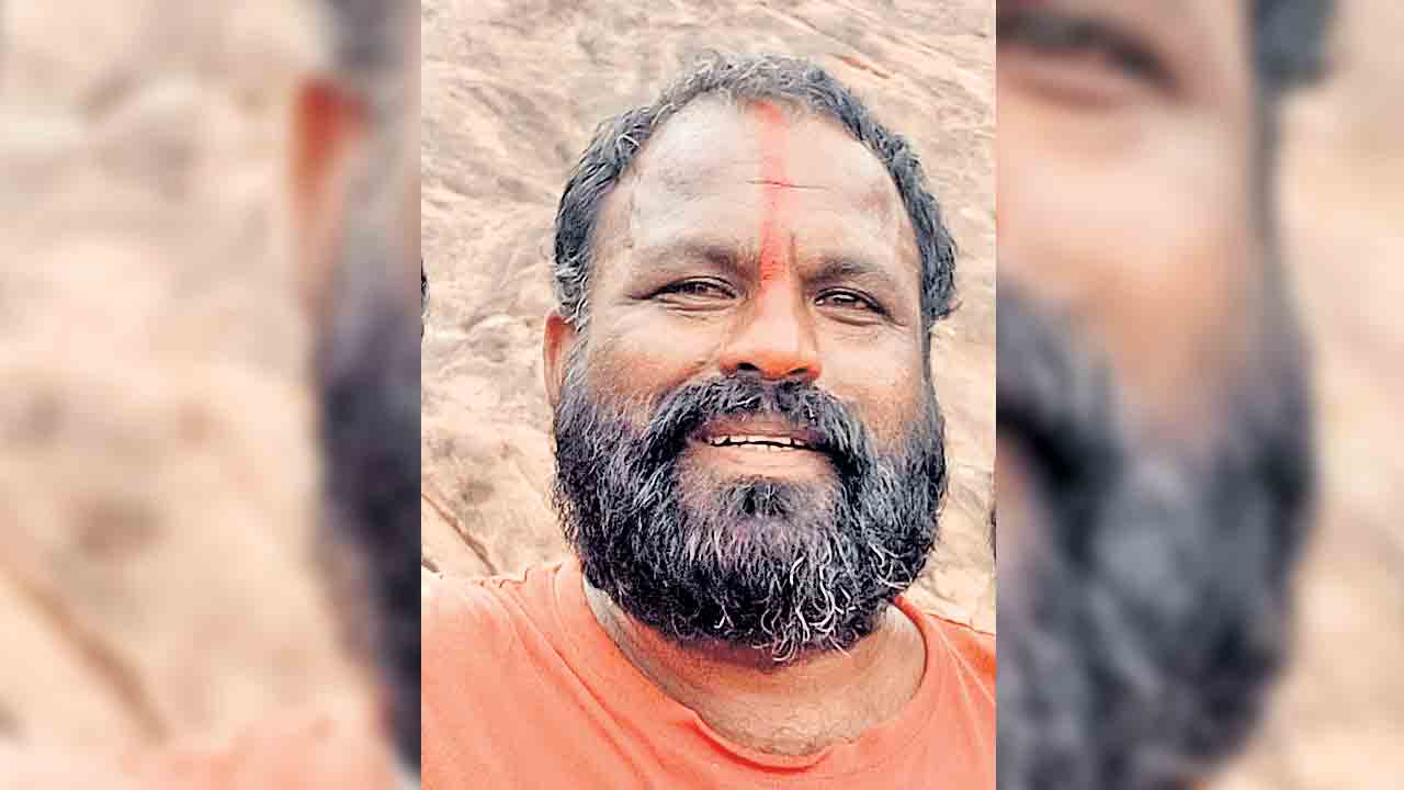 ఆర్థిక ఇబ్బందులతో ఆటోడ్రైవర్‌ ఆత్మహత్య