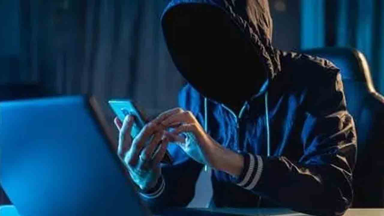 గ్యాస్‌ బుకింగ్‌ పేరుతో సైబర్‌ మోసాలు