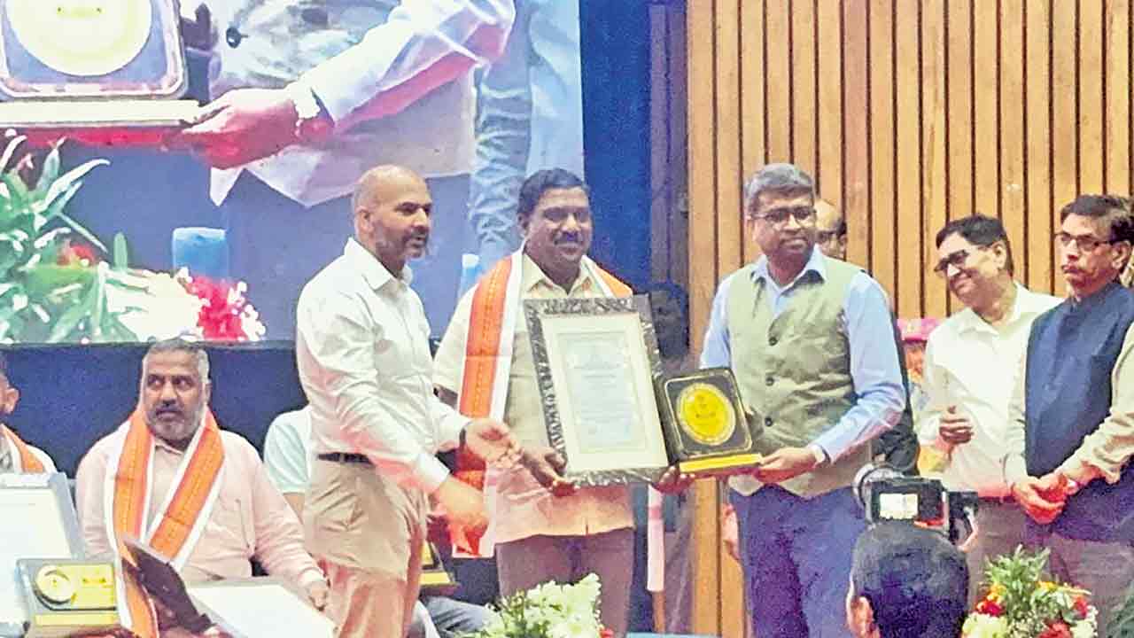 పద్మారెడ్డికి ‘సేంద్రియ చాంపియన్‌’ అవార్డు