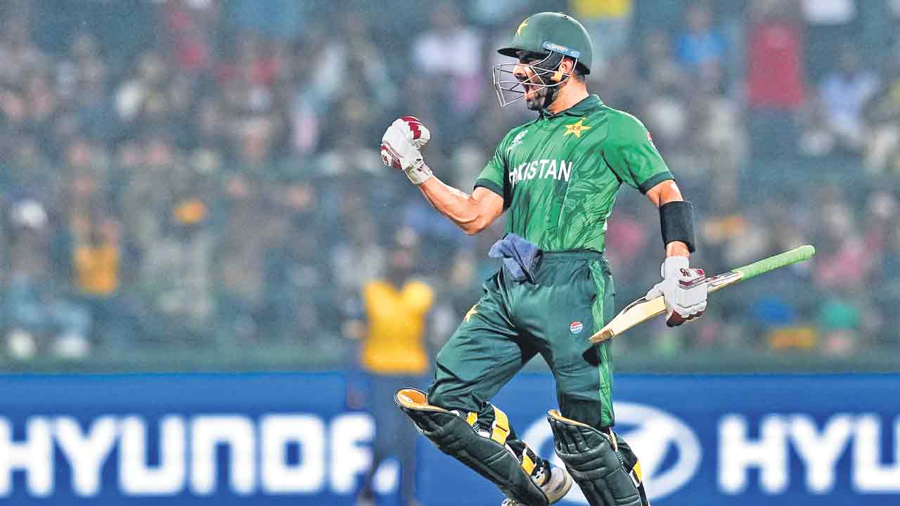 గెలిచినా ఇంటికే..  