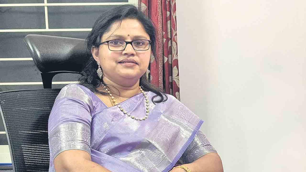 ఫ్యామిలీ.. పరిశోధన.. ఈ రెండే నా ప్రపంచం!