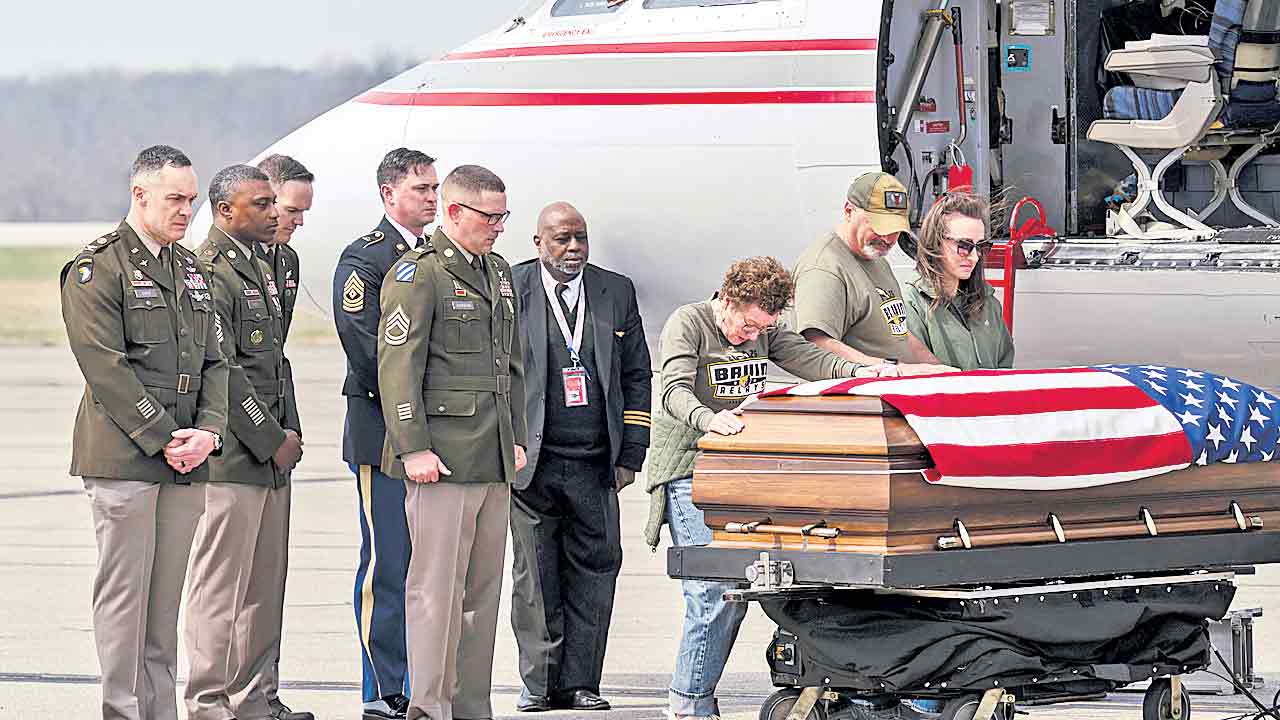 అమెరికా వెనక్కి.. ఇజ్రాయెల్‌ ముందుకు!