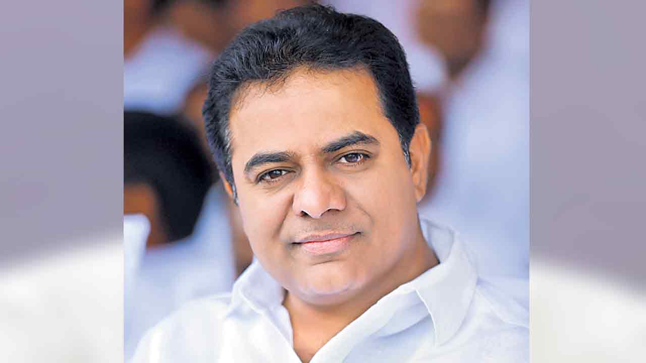 చట్టసభల్లో మహిళా ప్రాతినిధ్యం పెరగాలి