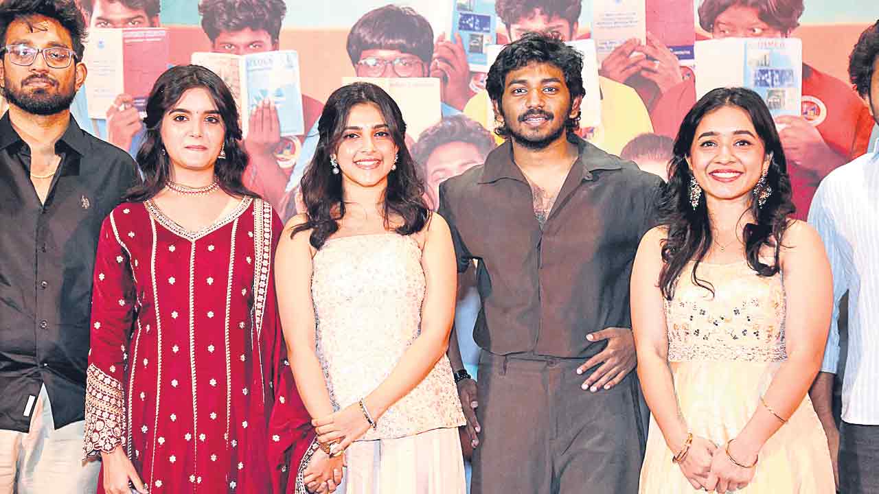 భాగ్యనగరంలో యూత్‌ హంగామా