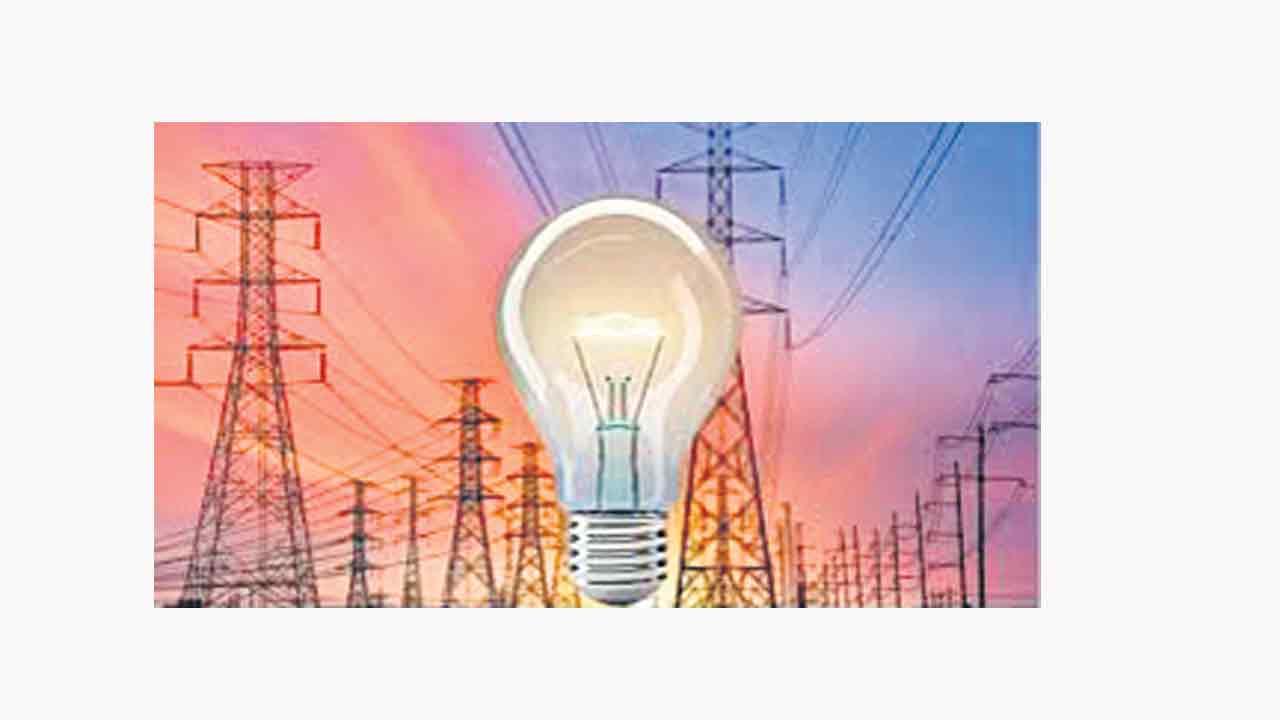 మళ్లీ పెరిగిన విద్యుత్తు వినియోగం