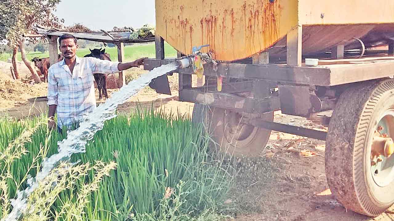 ట్యాంకర్‌ నీటిని అందించినా గ్యారెంటీ లేదు