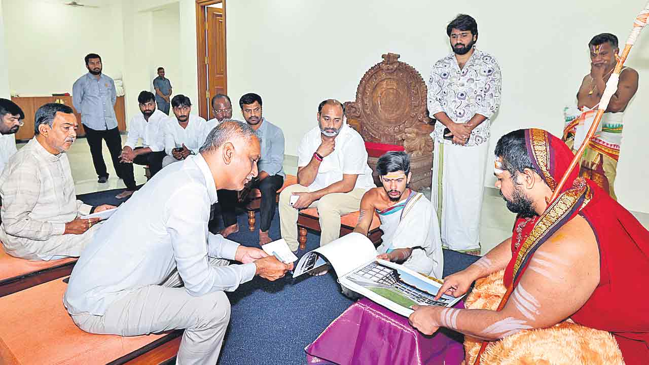 హరీశ్‌ రాకతో అంతా గప్‌చుప్‌