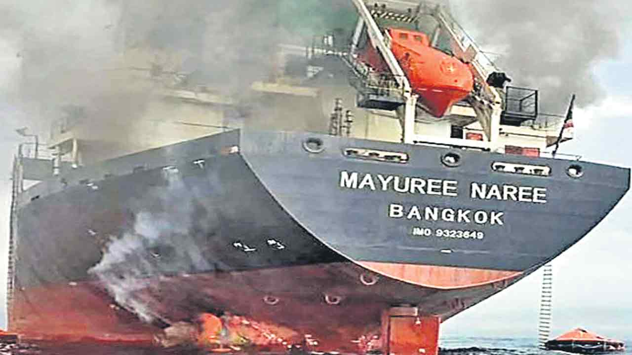 భారత్‌కు వస్తున్న నౌకపై దాడి